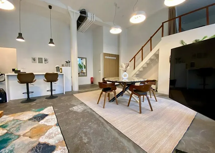 Loft In 5 Minutes To Alexanderplatz